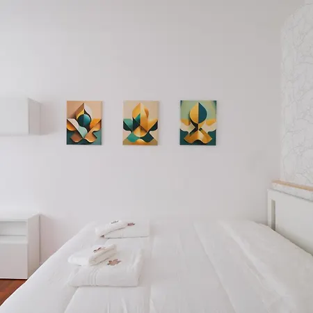 The Apulian Loft Ii - Via Celentano Apartament Bari