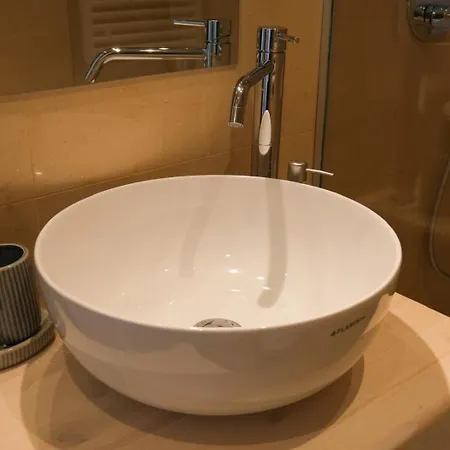 The Apulian Loft Ii - Via Celentano Apartman Bari